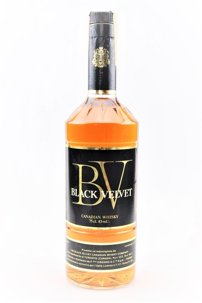 Whisky 1967 Black Velvet Canadian Whisky